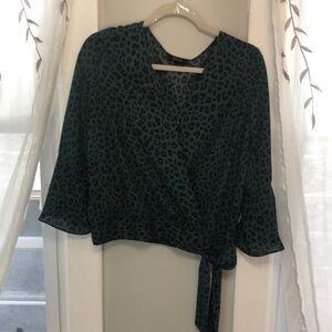BCX Faux Wrap Emerald Dark Green Animal Print Bell Statement Sleeve Blouse Top L